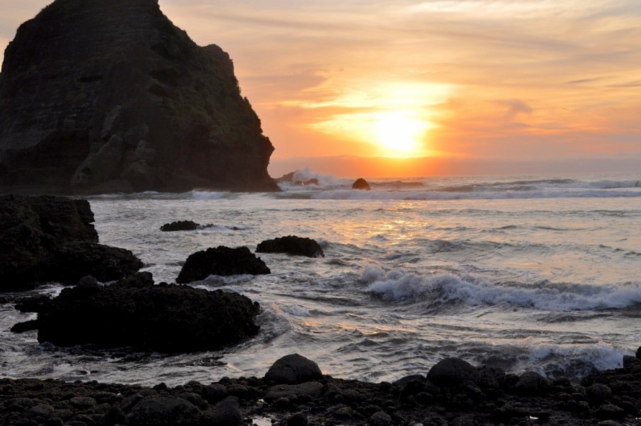 Sunset, Piha 2