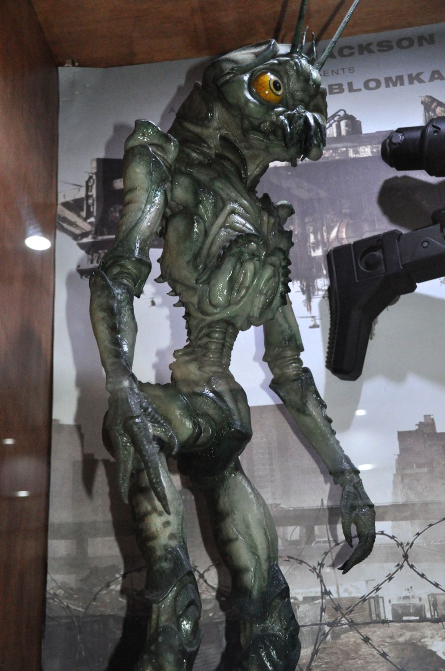 District 9 Alien