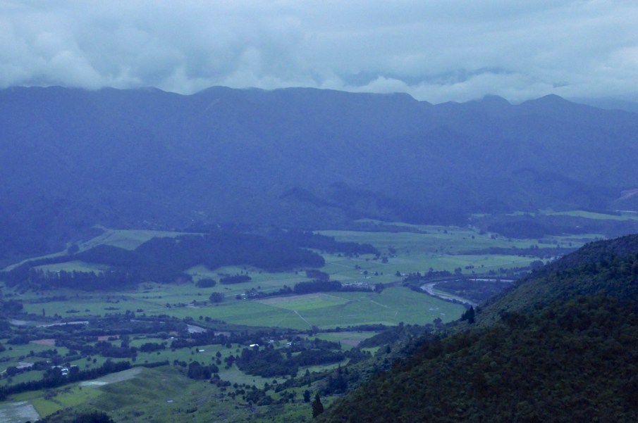 Golden Bay Plain, Overview