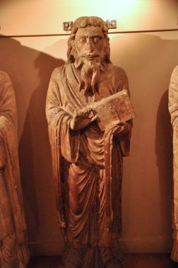 Entrance statue to St. Mary's Abbey